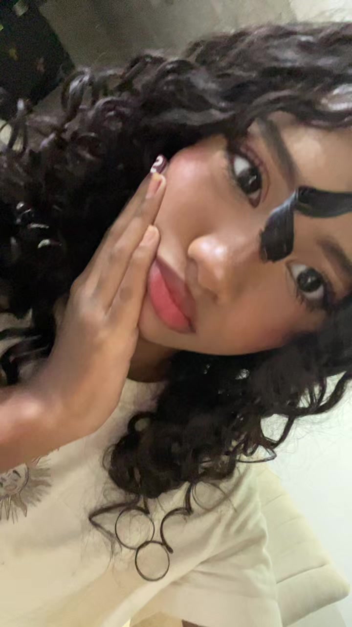 @𝒮𝑜𝓅𝒽𝒾𝓁𝓊 🪄