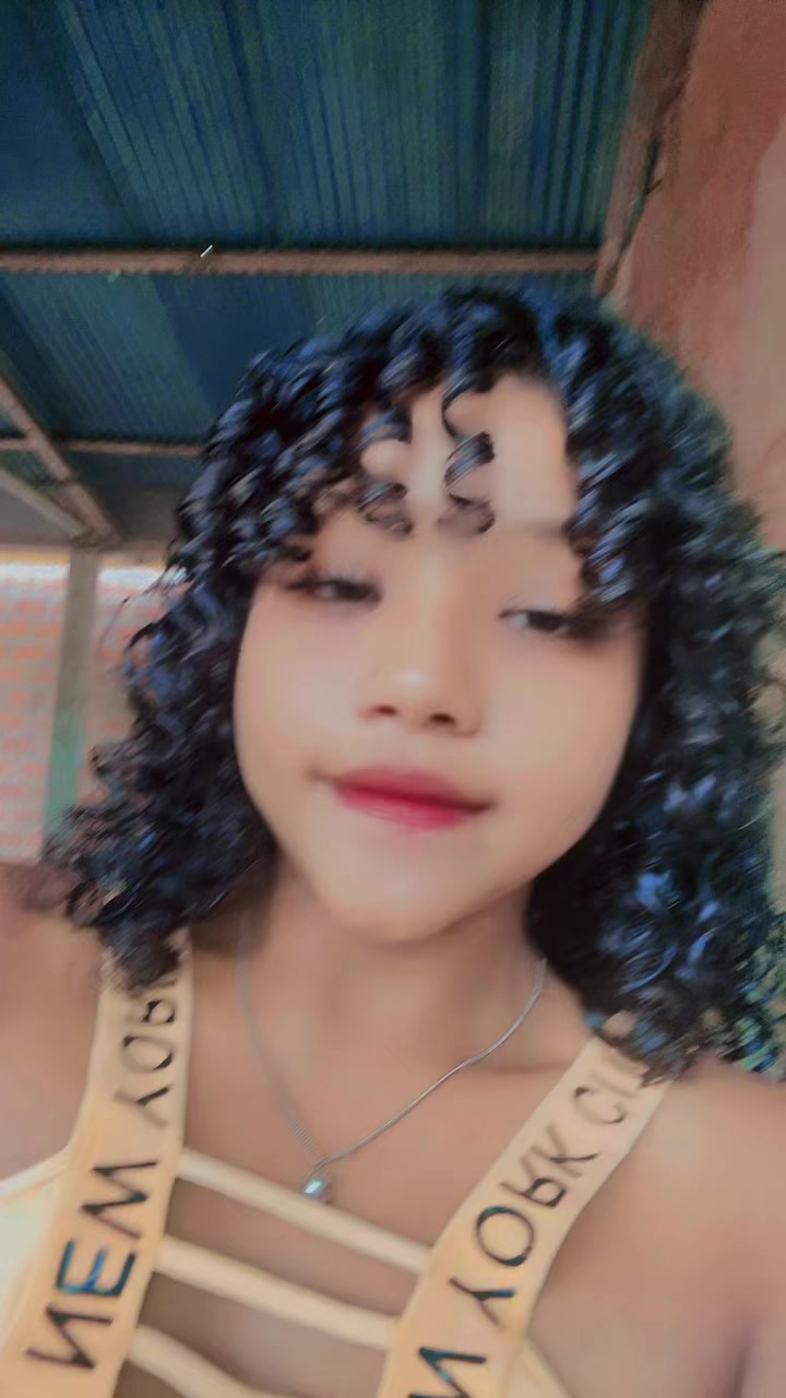 @Valeri😍😶🌫️