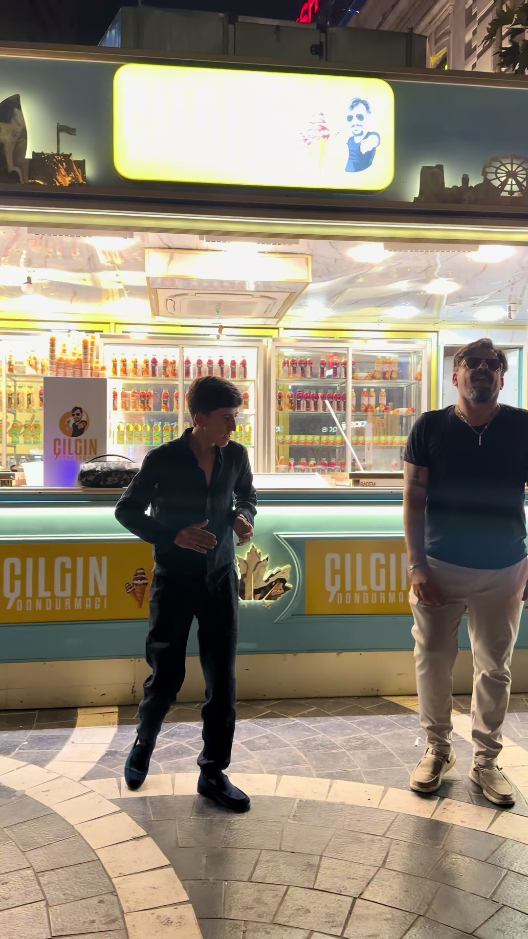 @Çılgın Dondurmacı