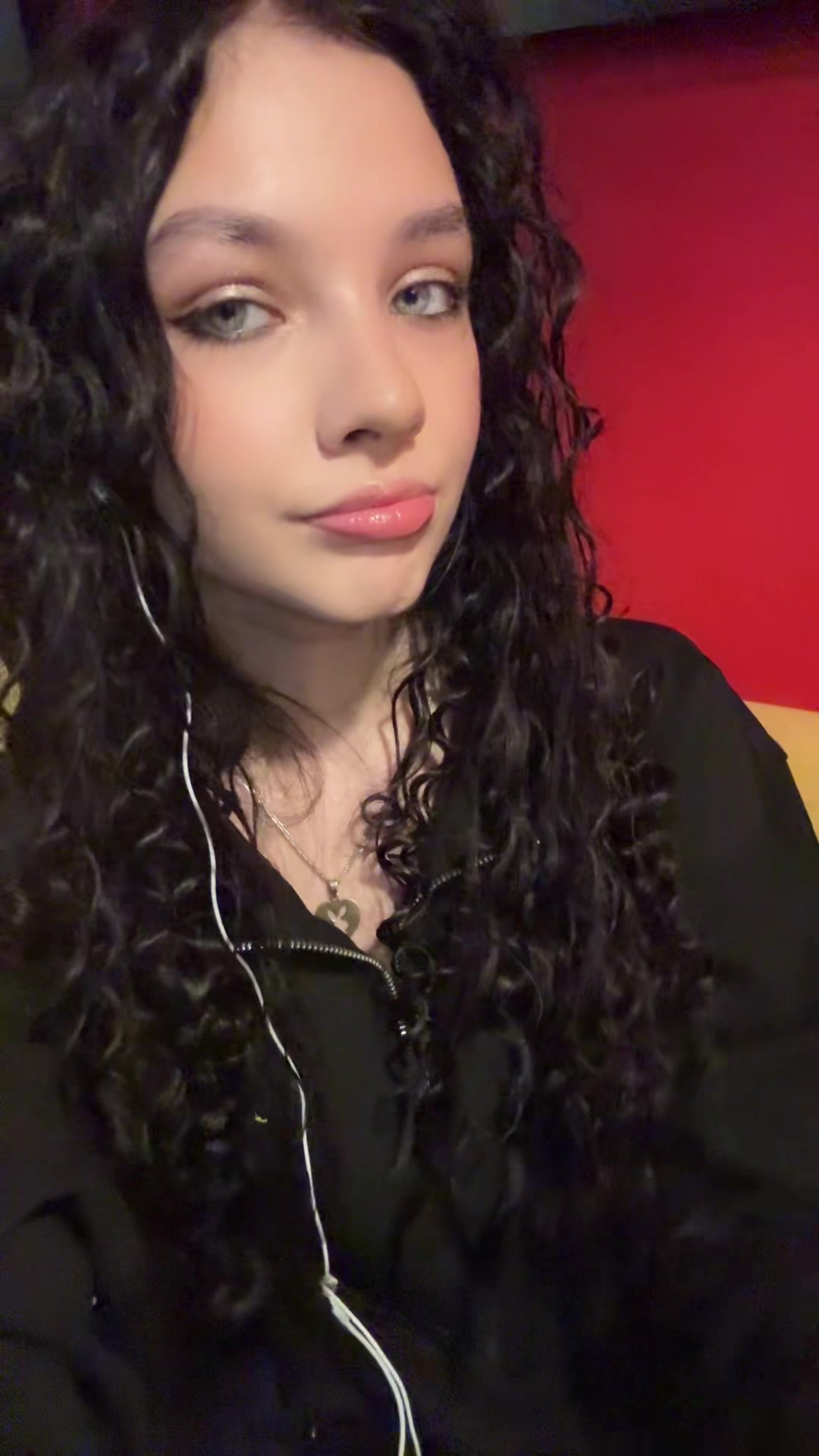 @DIVAMILLI🧿