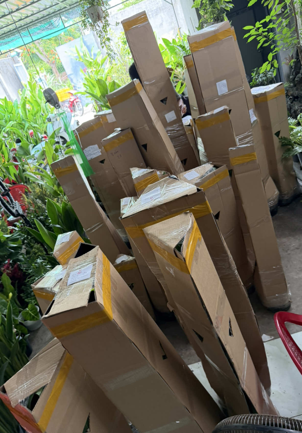 @Tiệm Lá Nhỏ