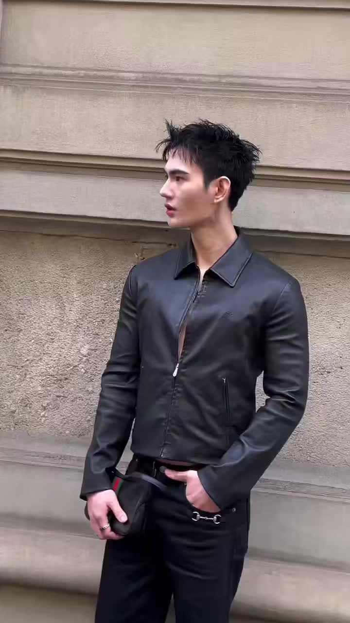 @รักเธอนะ🎸🦈