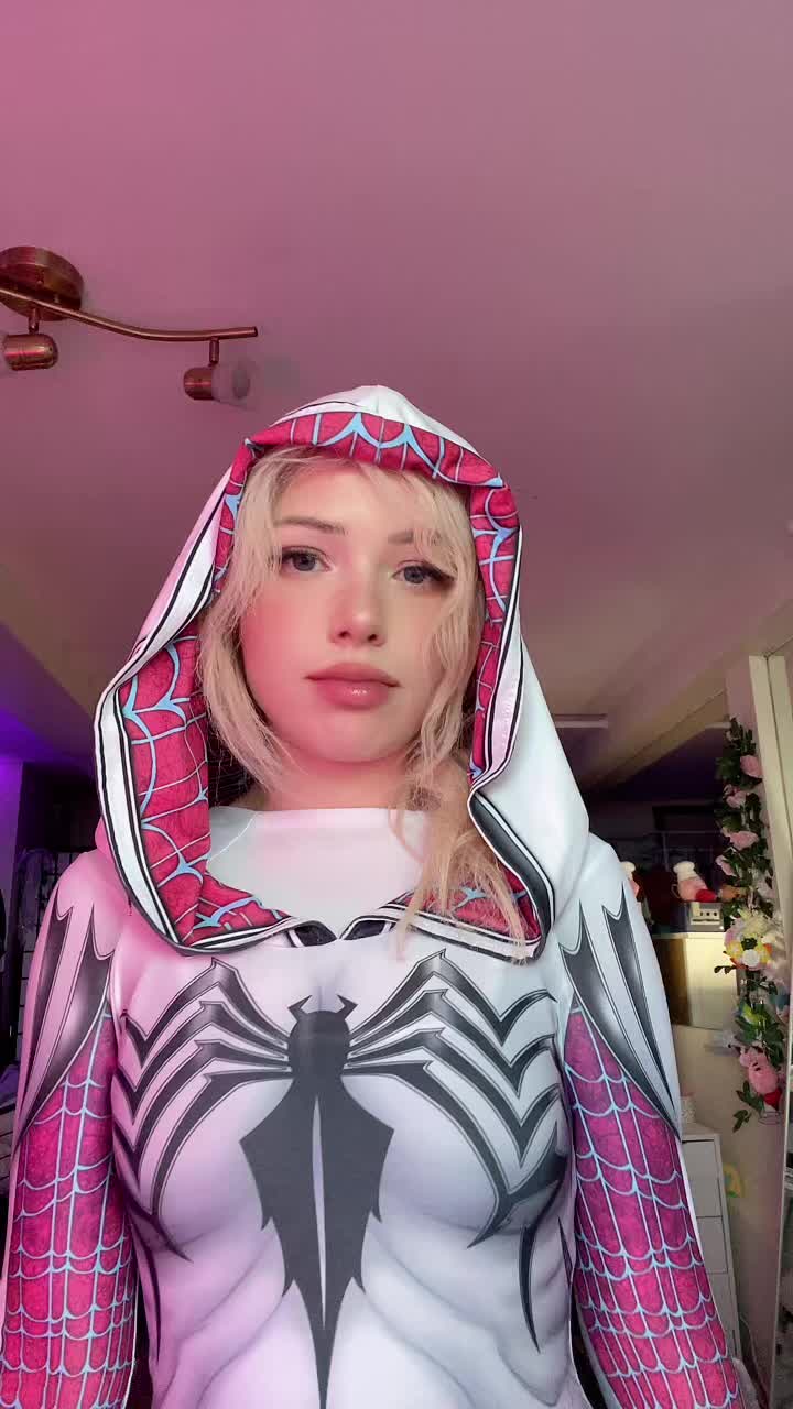 @dollblush