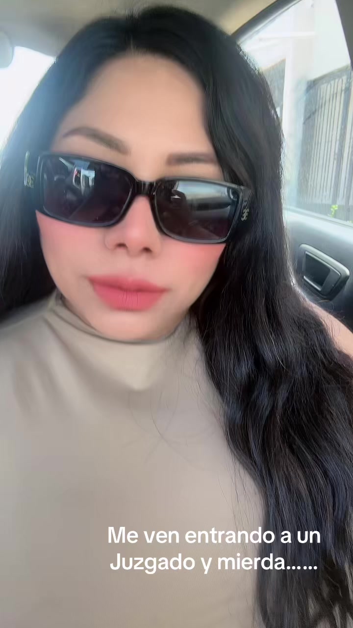 @vivianadeshell