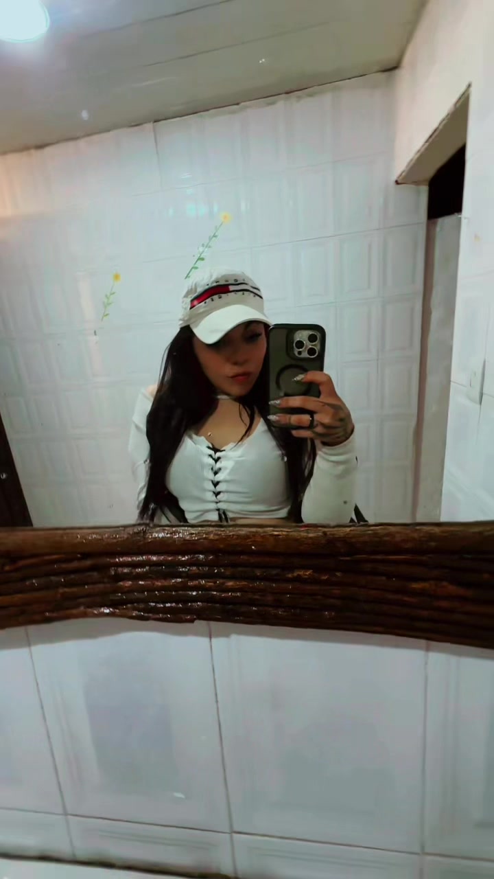 @Karla Coloma