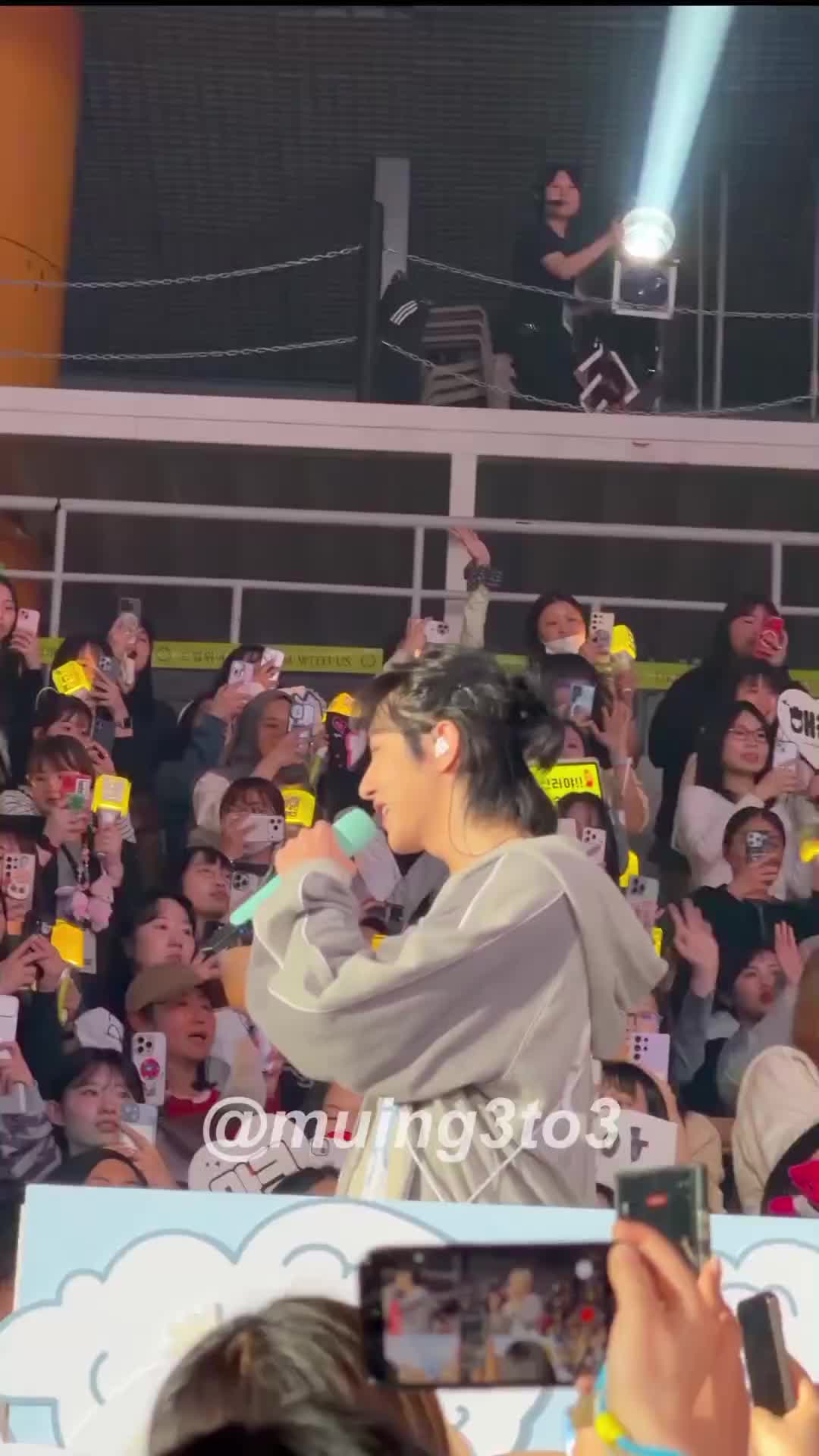 @Rubah kuning 🦊💛