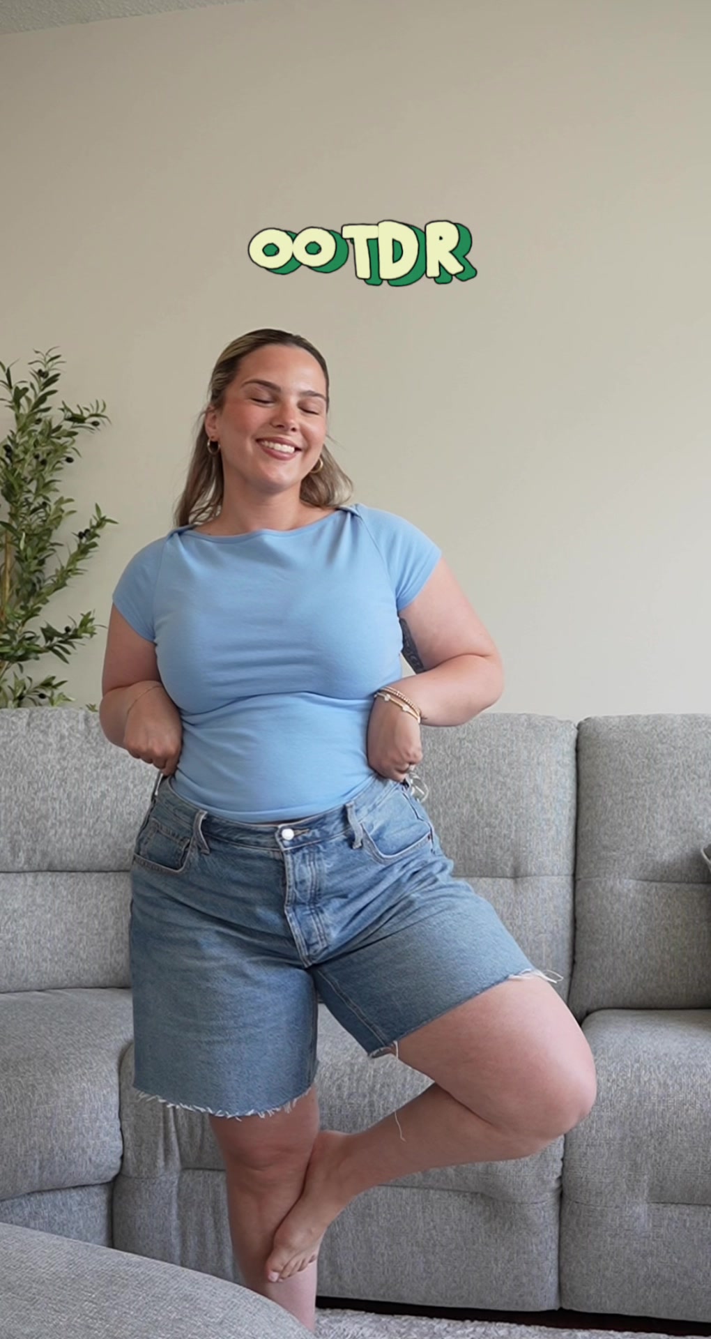 @It’s Megz 💙 outfits & more