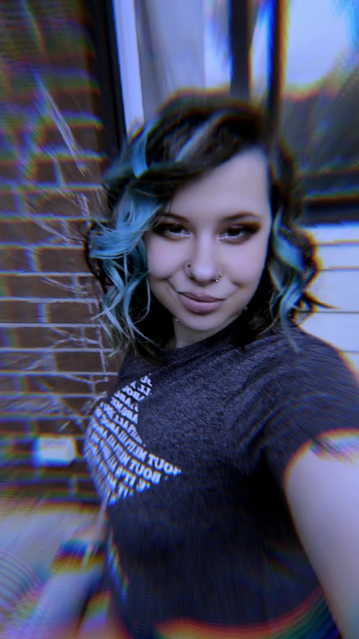@Buzzedqueen🍉