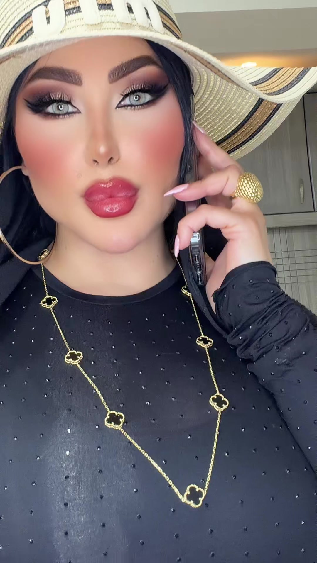 @🧿الملكة نادية🧿