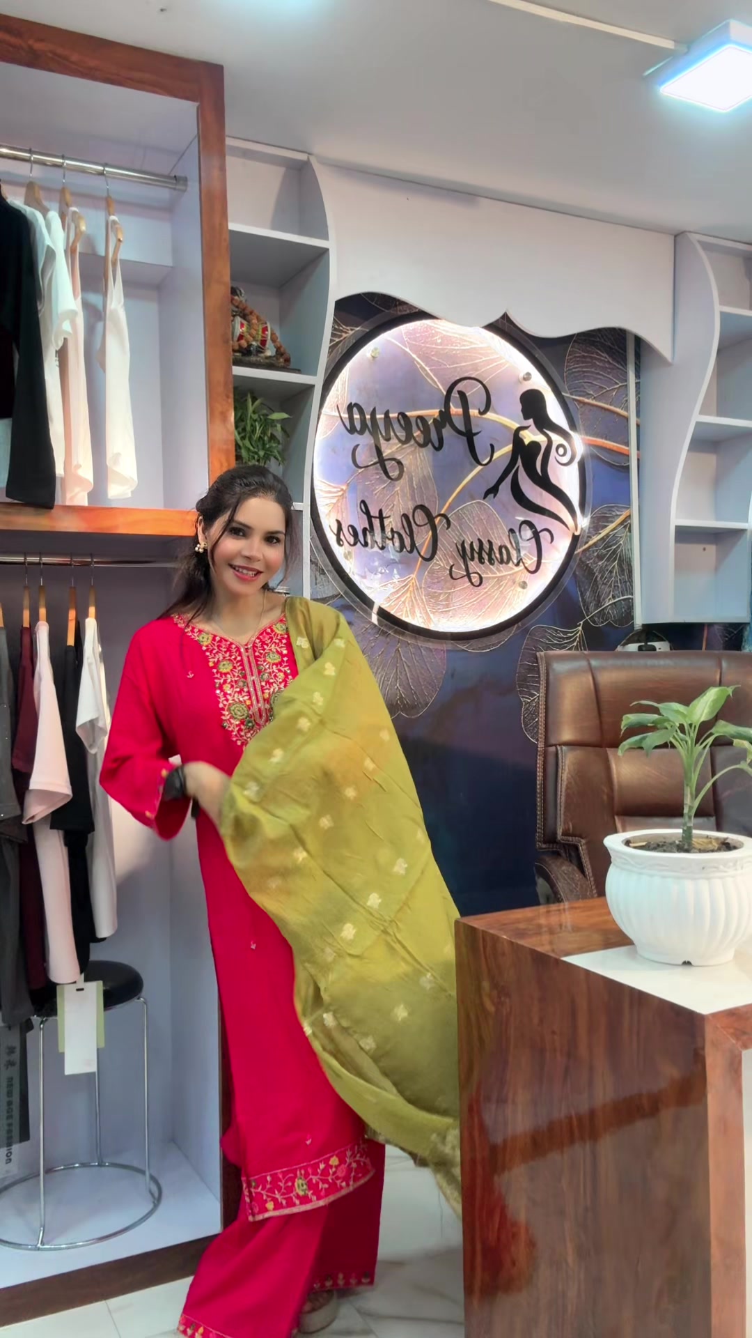 @Preeya Classy Clothes