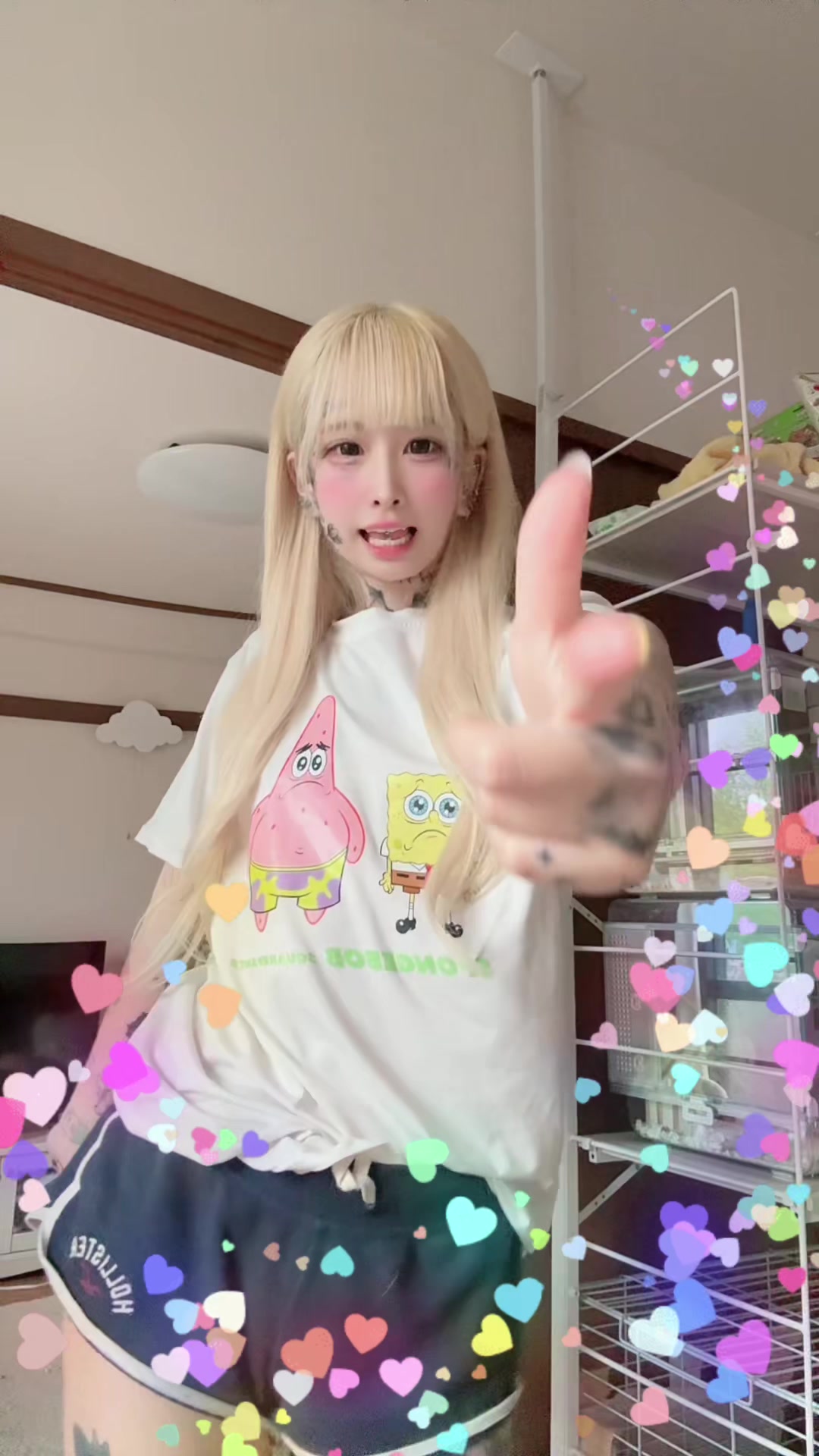 @ひな