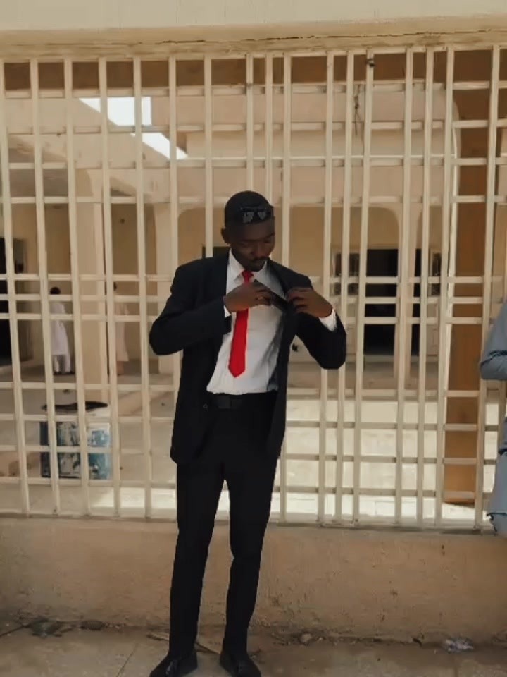 @Abdull bazzy 👮🏾&zwj;♂️