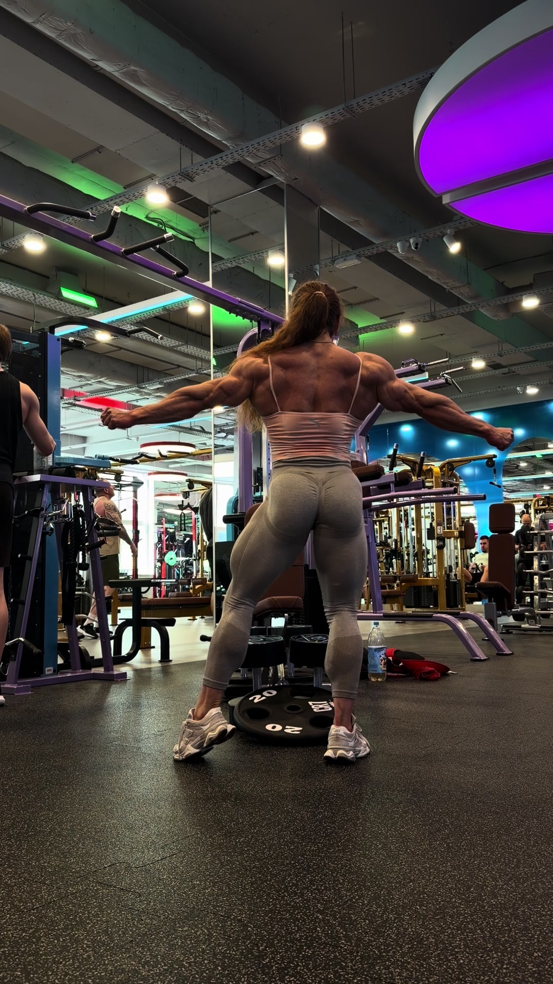 @Muscle mommy 🍑