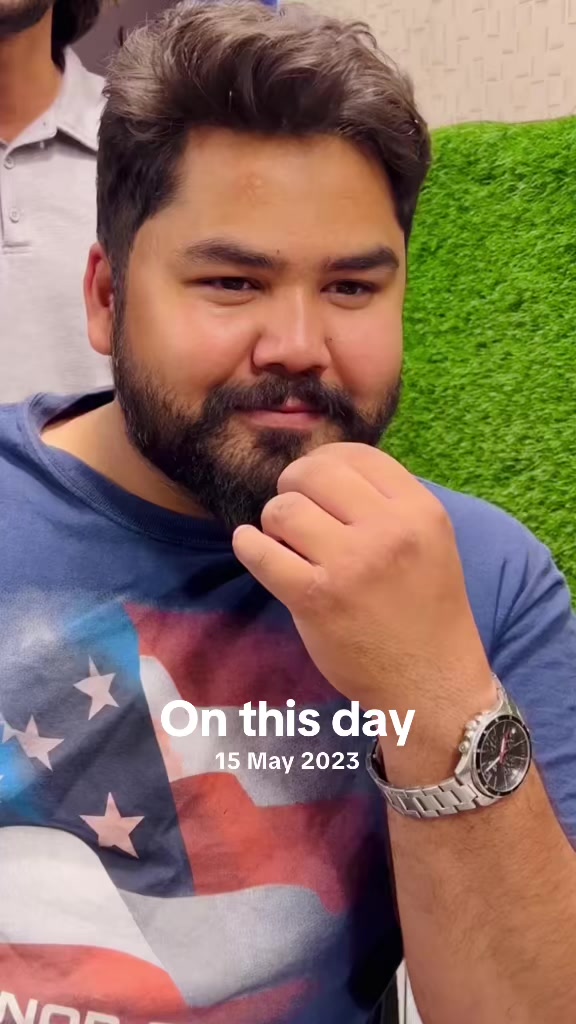 @adnanjango 💇12