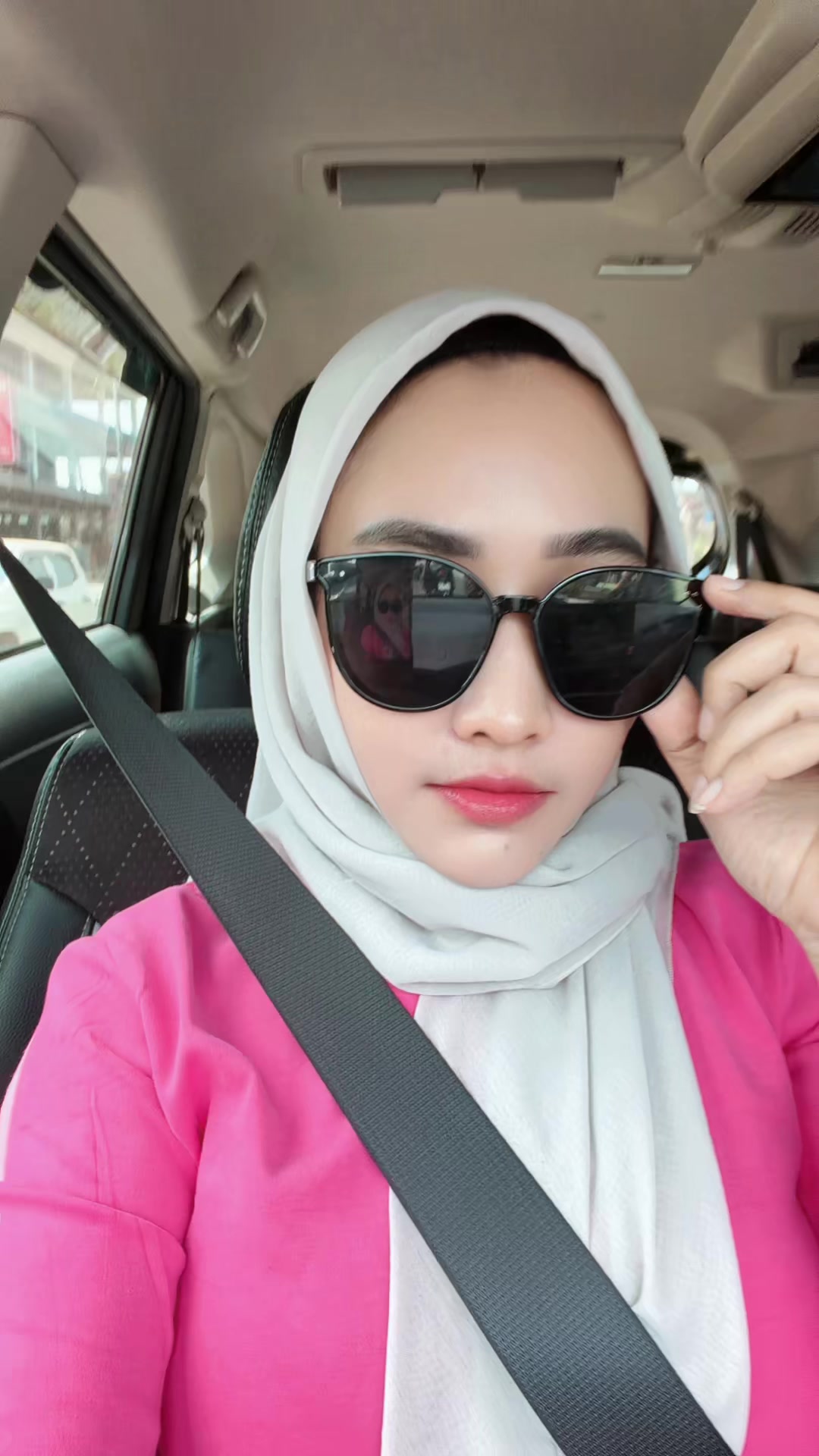 @KacaMataHitam