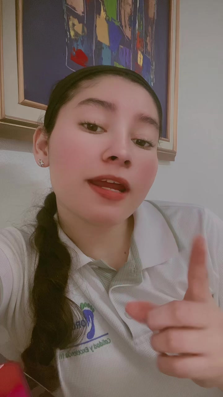 @Taty✨