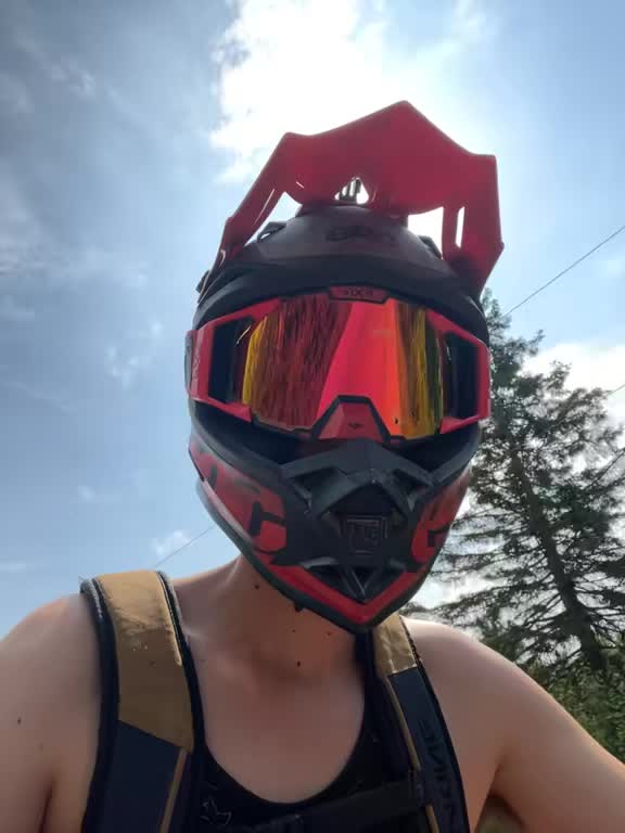 @🇨🇦