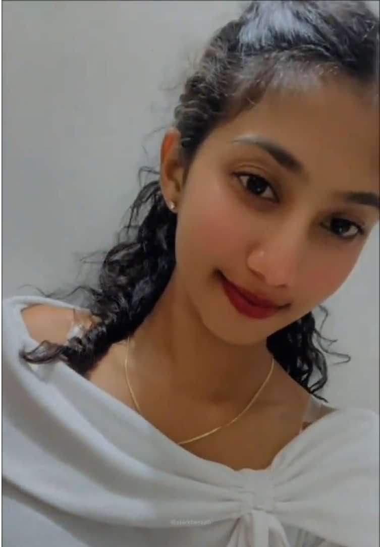 @tharu_shii✨