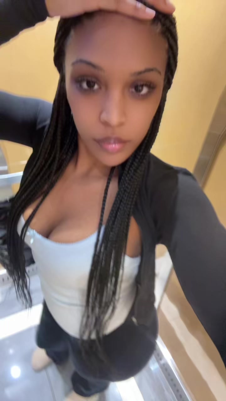 @Mikaa
