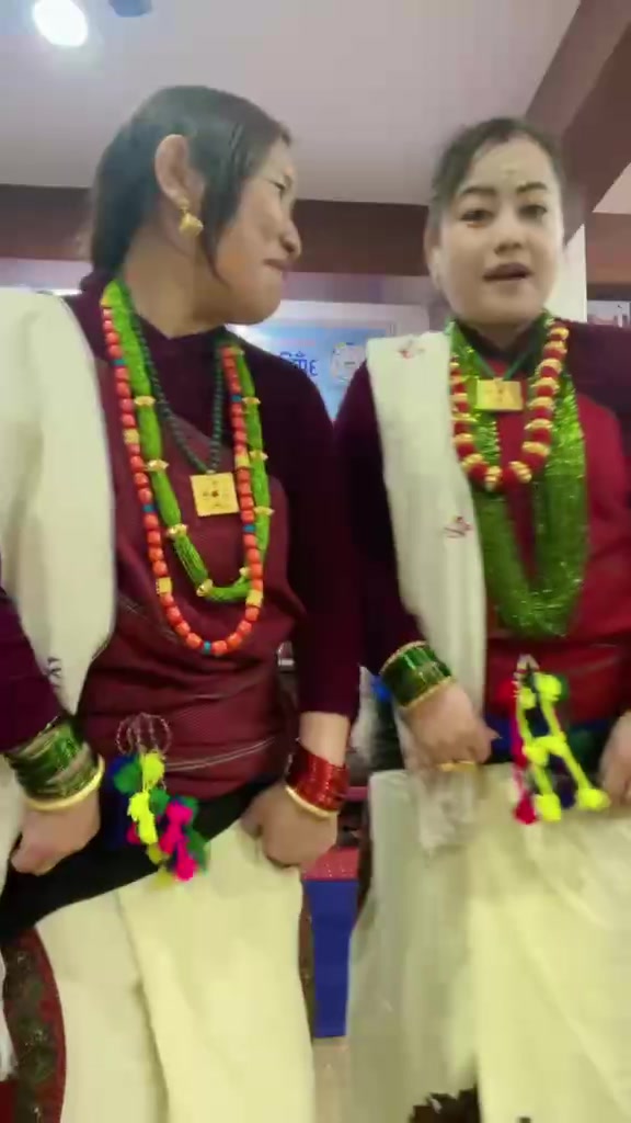 @Dhanu gurung🧿🇳🇵💫