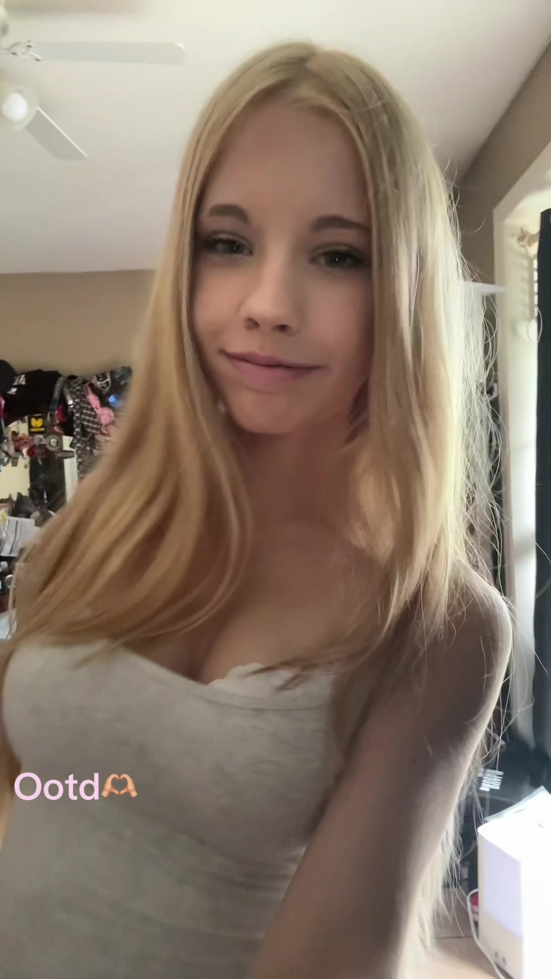 @🐚 🎀  elyza young 🎀  🐚
