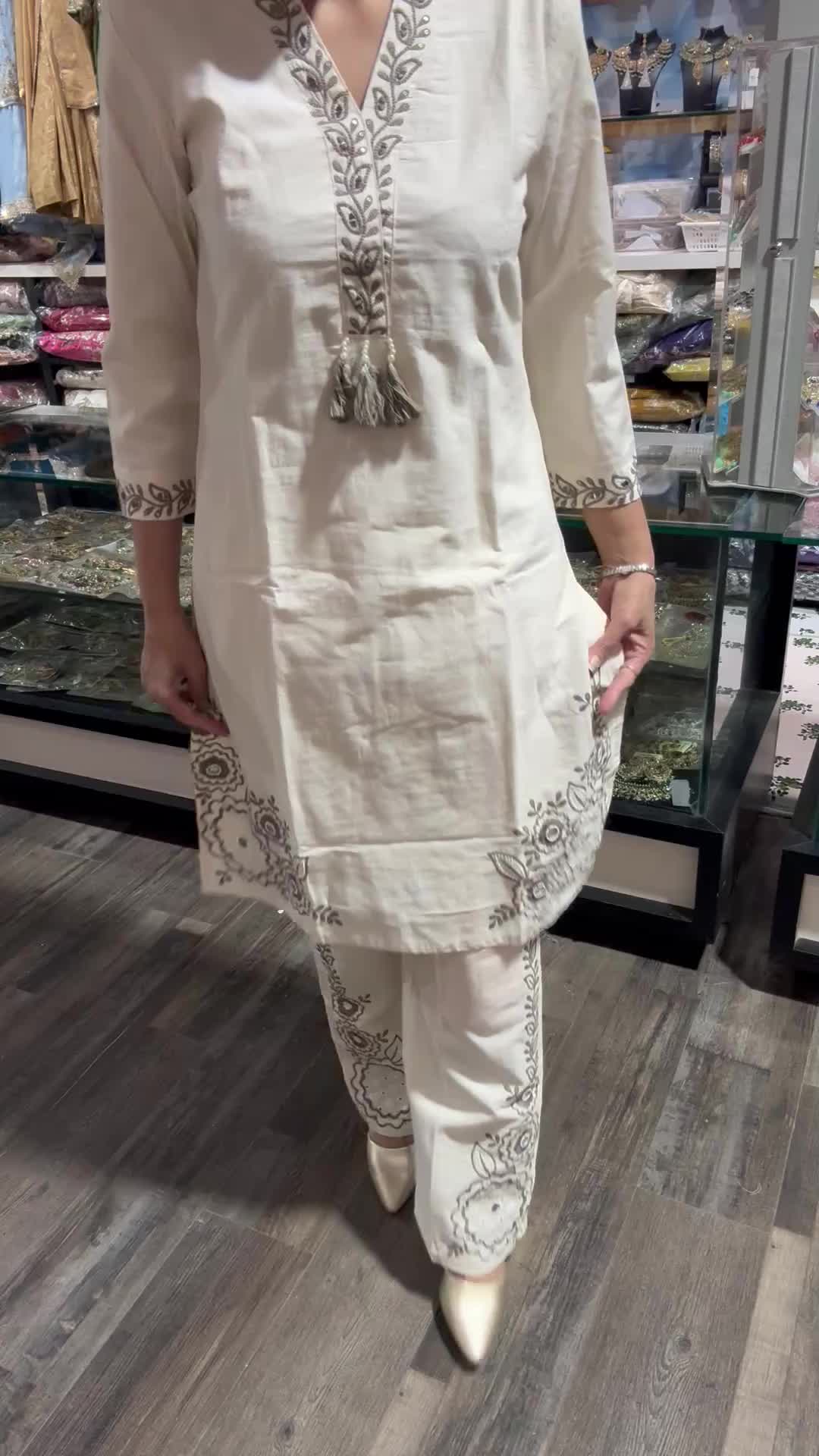 @𝗭𝗔𝗥𝗜 𝗖𝗥𝗘𝗔𝗧𝗜𝗢𝗡