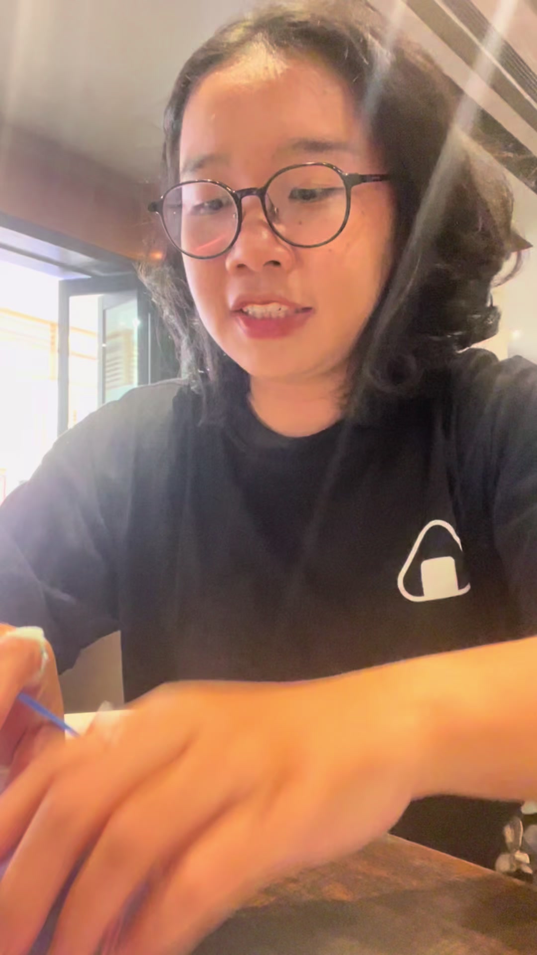 @フィフィ
