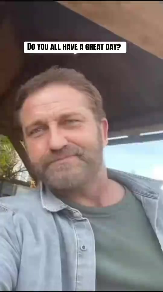 @Gerard Butler official Fanpage