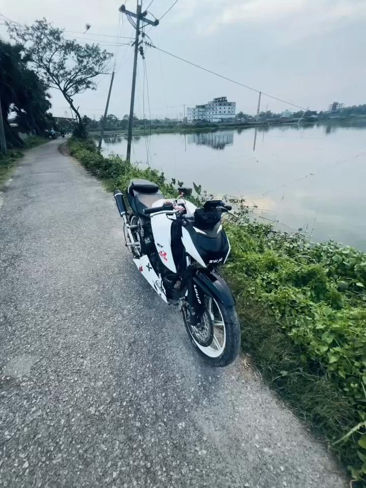 @4x.rider.1