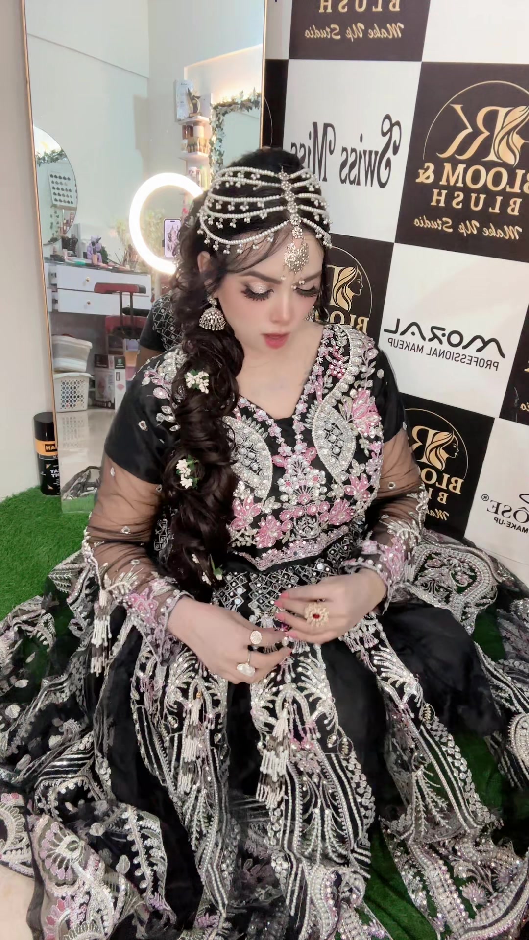 @UrOoJ_KaRacHi110