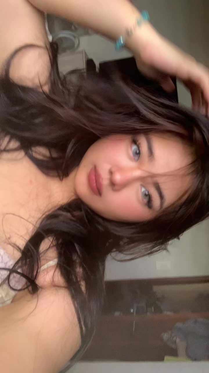 @Cha ୭✧˚.