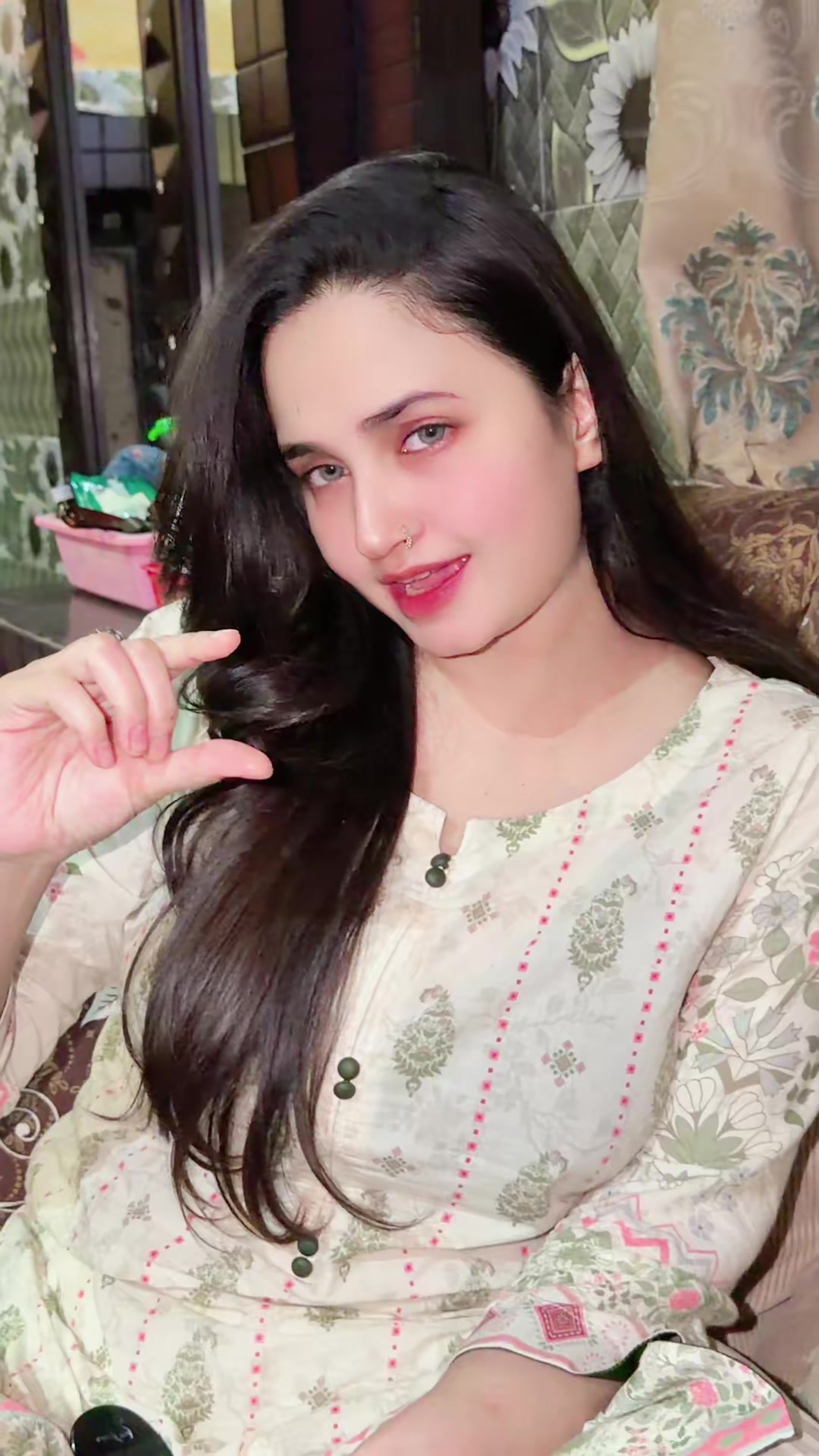 @Ayesha Khan