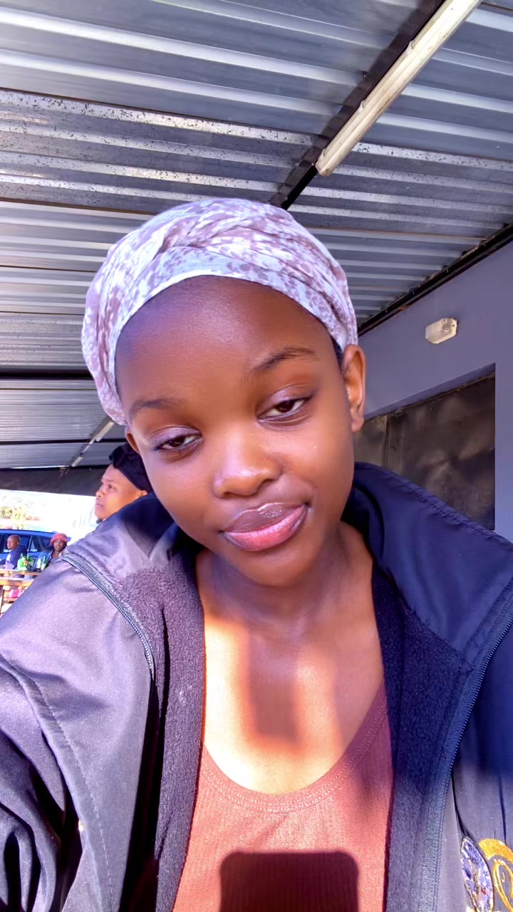@mbali_zamangwane