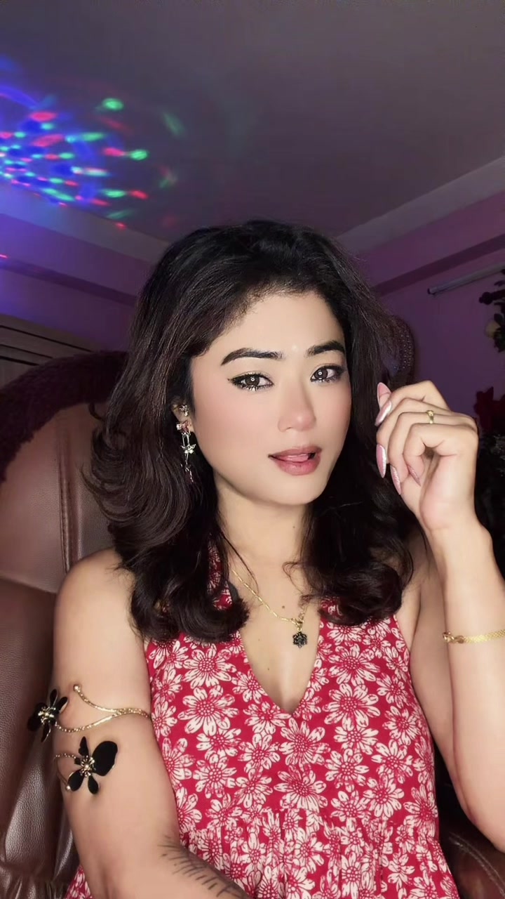 @𝐂𝐡𝐚𝐡𝐚𝐧𝐚 𝐒𝐭𝐡𝐚🇳🇵