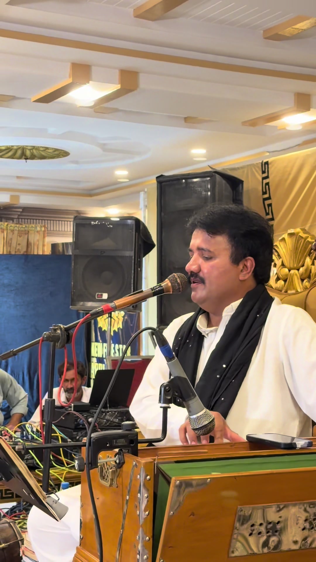 @Naeem Hazarvi