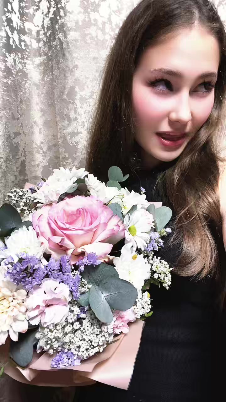 @Liliana