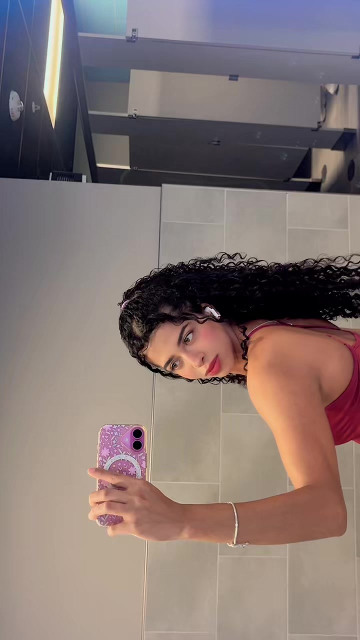 @Tatazinha