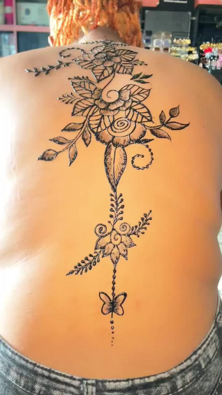 @Raheenahs.Henna