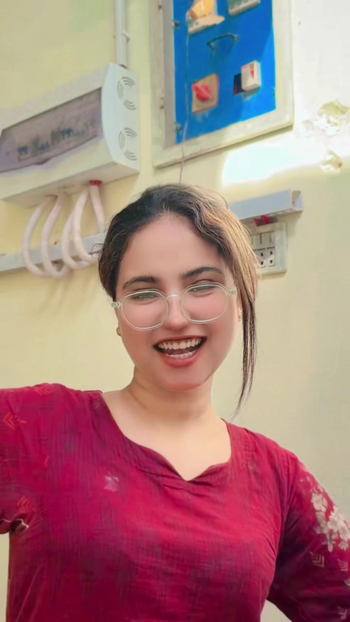 @🦋MeHaK offiCial 🦋