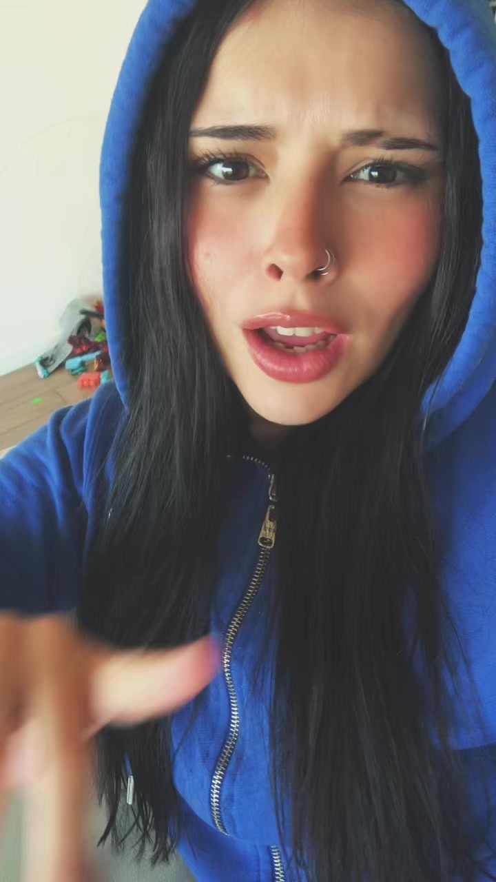 @valulaaaa