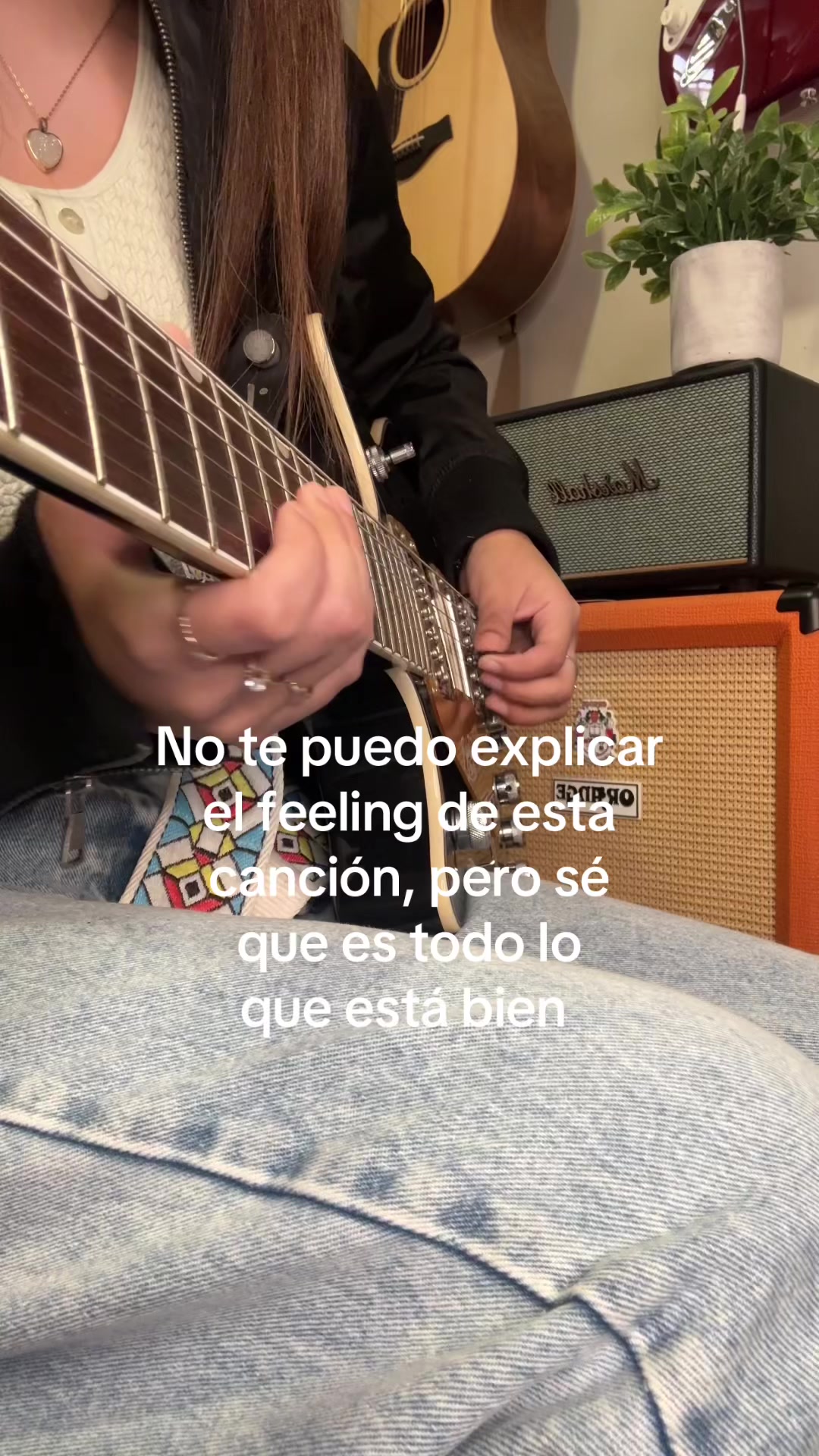 @Camila Alanis