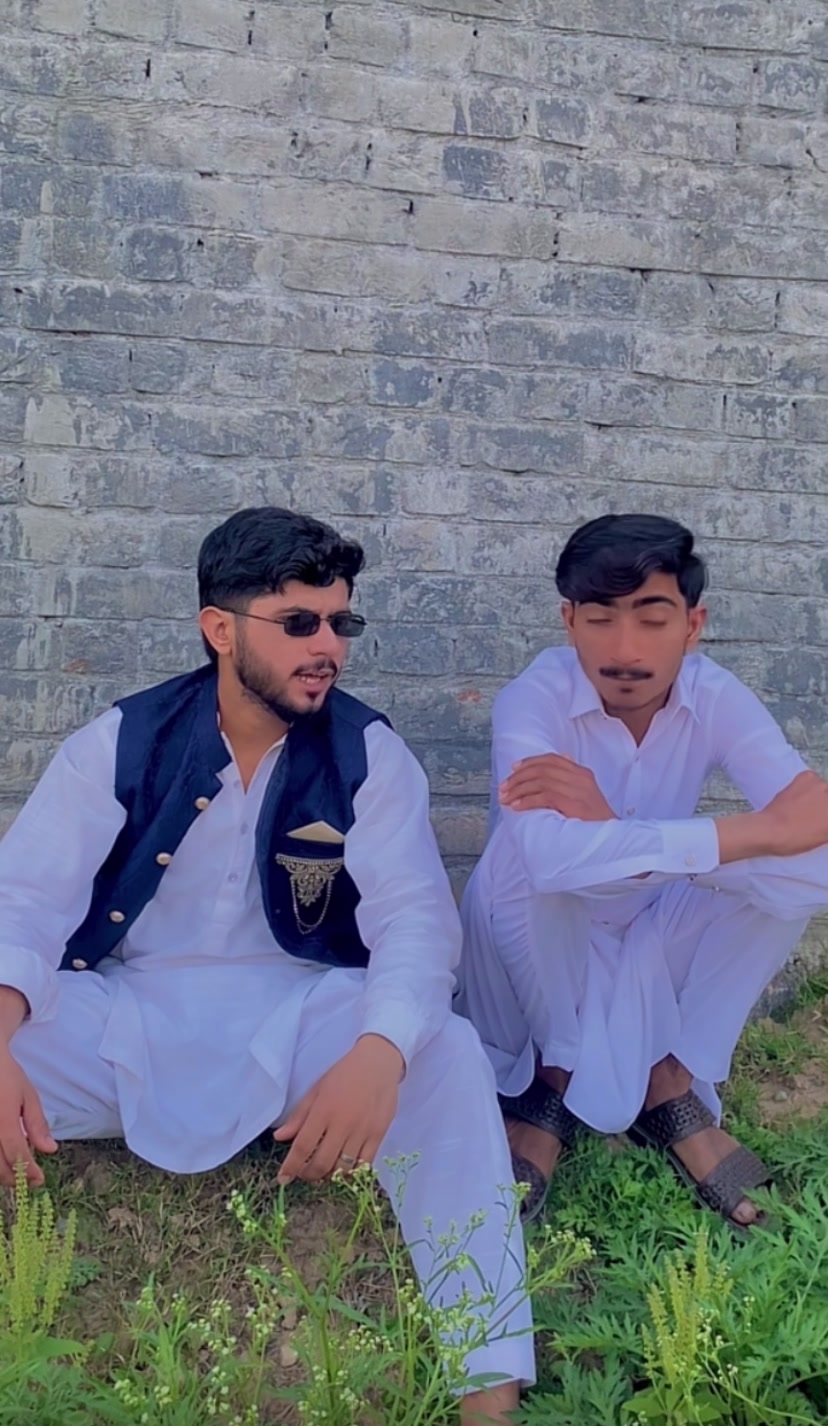 @Hassan Butt😇