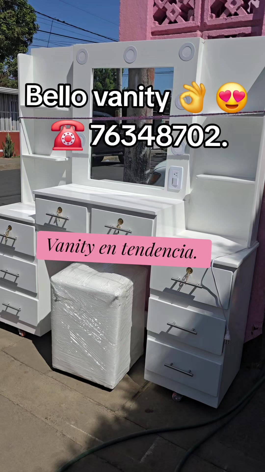 @Elenita Muebles en tendencia.