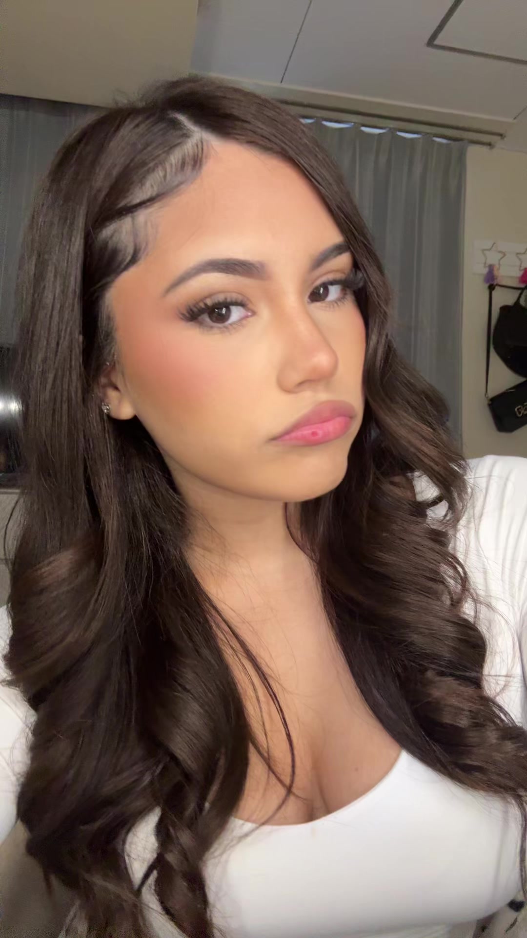 @whoisyasmeen