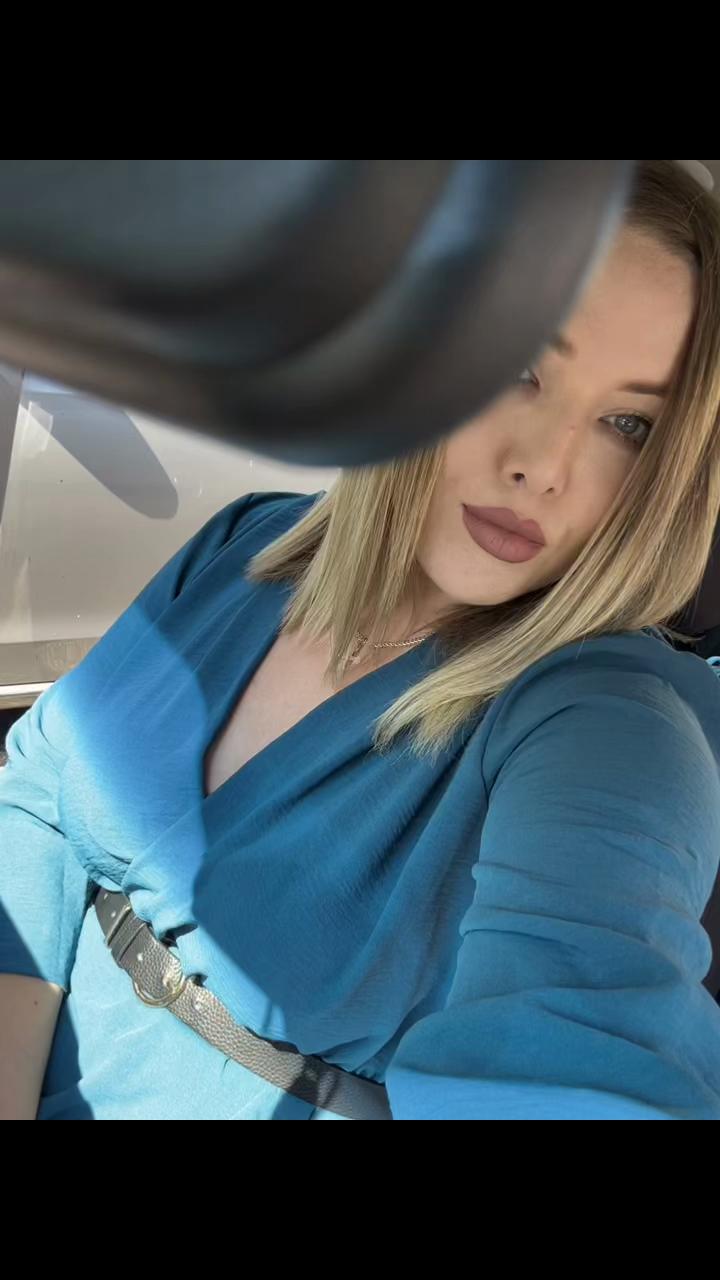 @Felicia