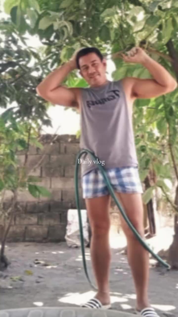 @ianrhon