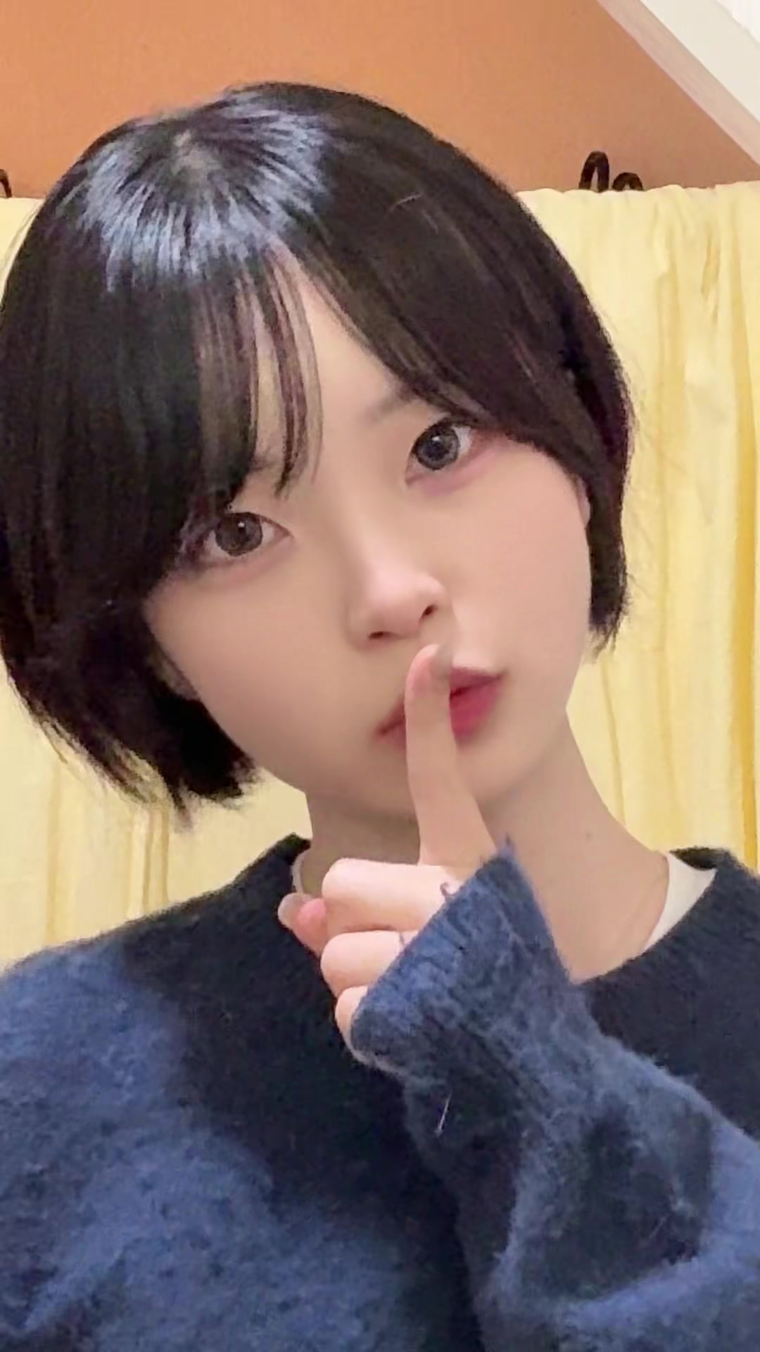 @ろびん