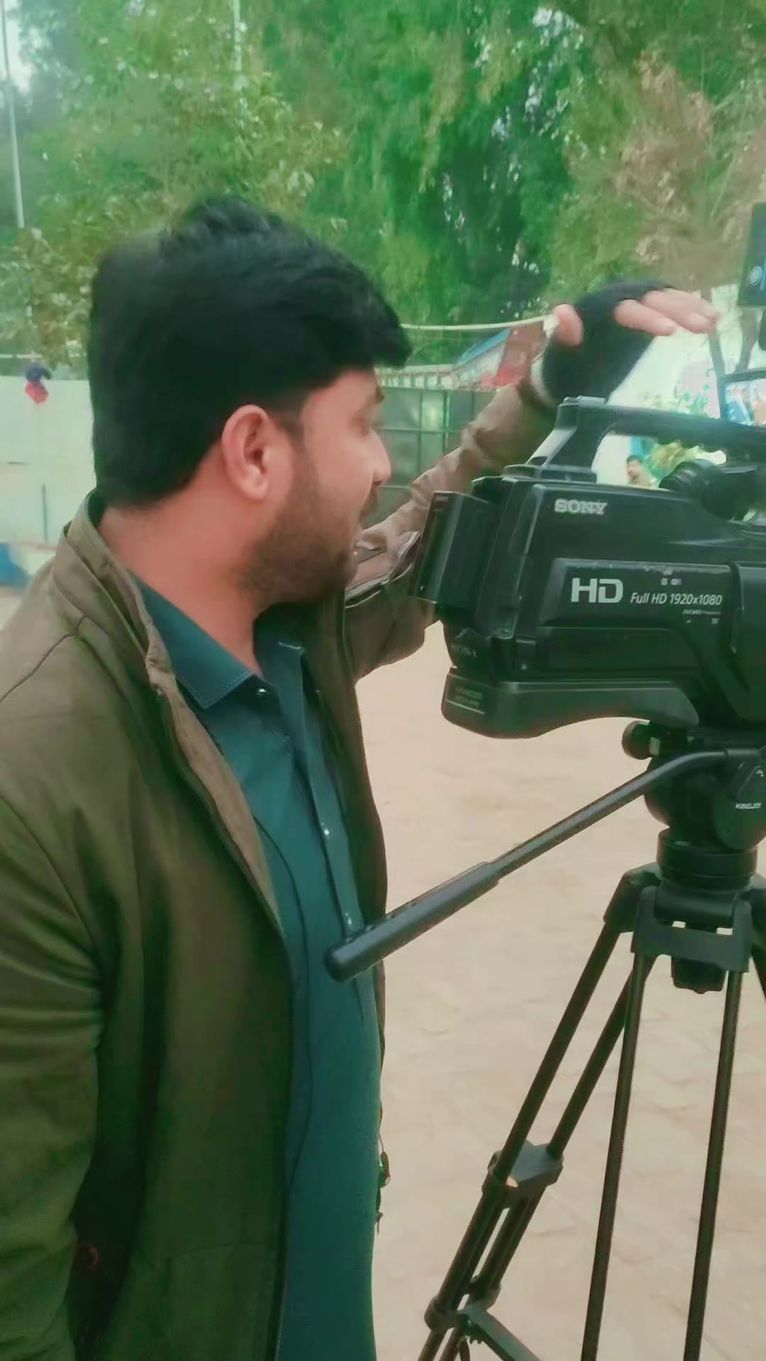 @👑عزیر~Pathan🤍🌼