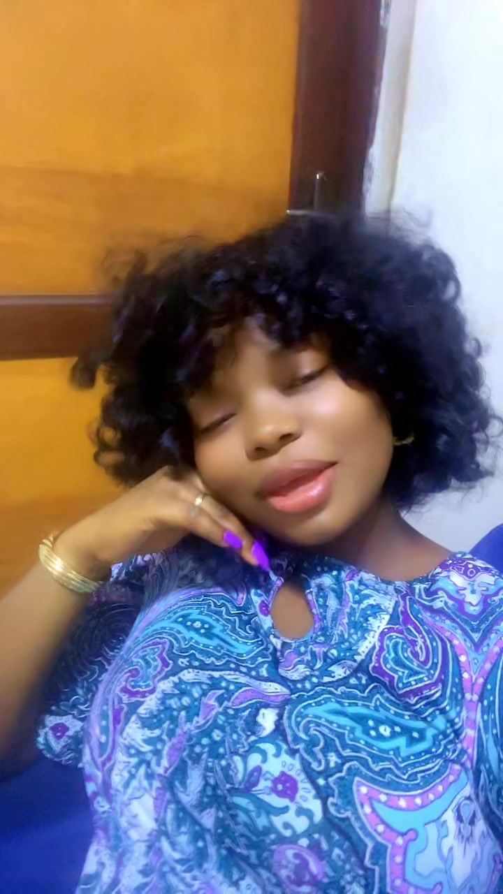 @Dinatshims2