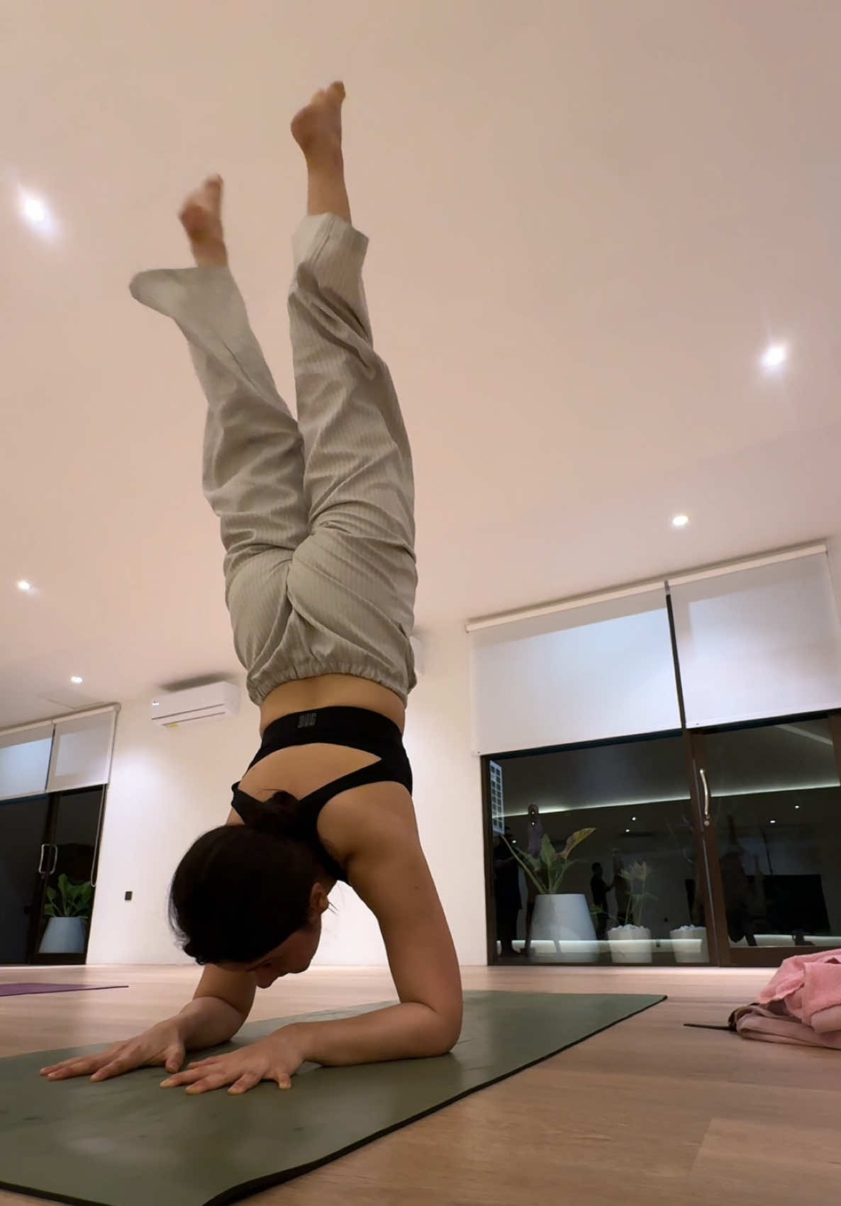 @khanadisya
